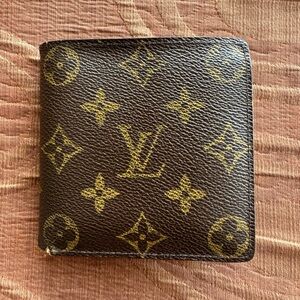 Louis Vuitton LV Brown Monogram Bifold Wallet Mens Fair